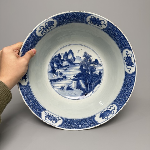 古玩陶瓷山水紋青花碗真品鑒賞圖