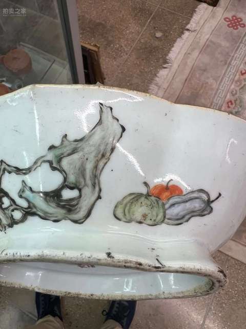 古玩陶瓷淺絳彩洞石花卉金石紋海棠貢盤真品鑒賞圖