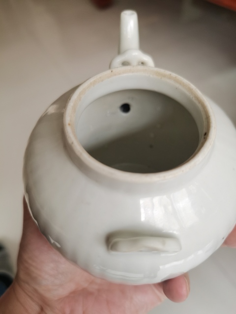 古玩陶瓷白釉提梁壺真品鑒賞圖