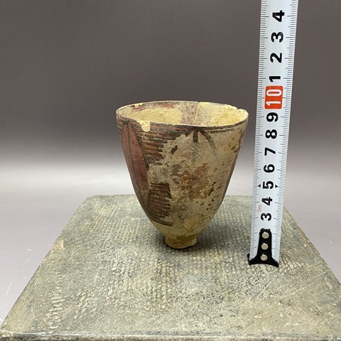 古玩陶瓷文化期彩陶幾何紋杯真品鑒賞圖
