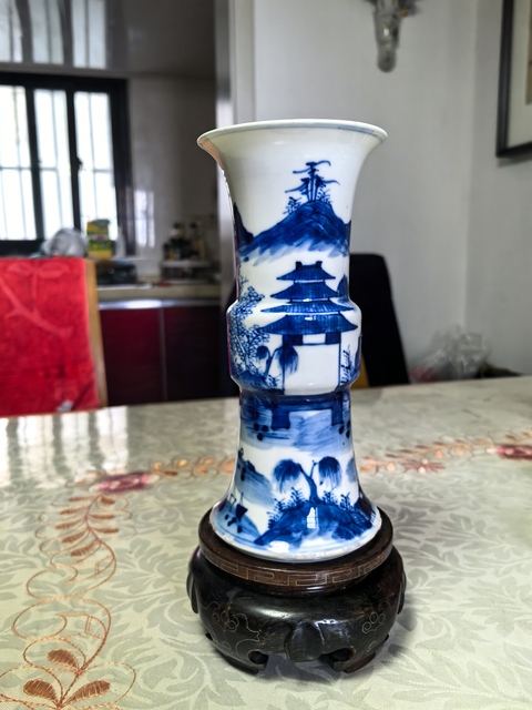 古玩陶瓷青花山水人物花觚真品鑒賞圖