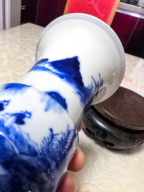 古玩陶瓷青花山水人物花觚真品鑒賞圖