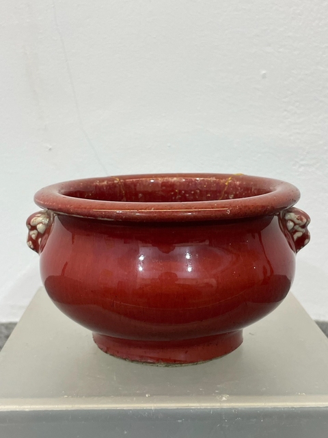 古玩陶瓷紅釉雙鋪首香爐真品鑒賞圖