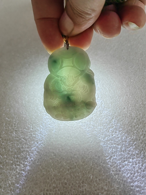 古玩玉器天然翡翠“財(cái)神掛件”真品鑒賞圖