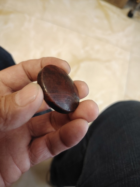 古玩玉器老瑪瑙扁珠拍賣,當(dāng)前價格3600元