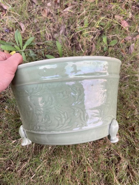 古玩陶瓷龍泉青瓷刻花香爐,無底圖,偏老真品鑒賞圖