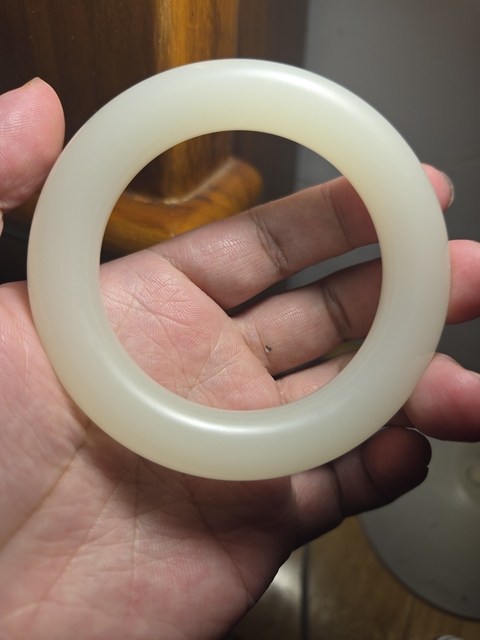 古玩玉器“乳化玻璃”手鐲真品鑒賞圖