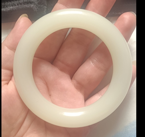 古玩玉器“乳化玻璃”手鐲真品鑒賞圖