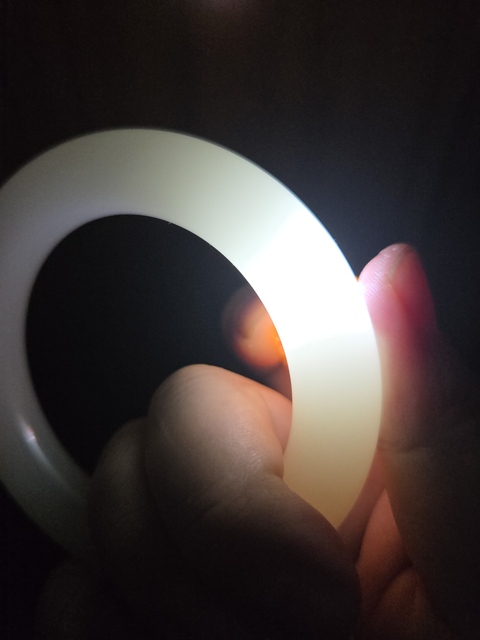 古玩玉器“乳化玻璃”手鐲真品鑒賞圖