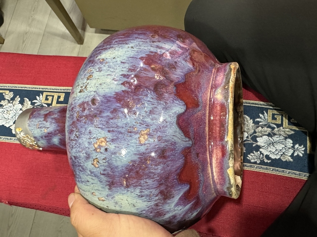 古玩陶瓷鈞紅窯變釉天球瓶真品鑒賞圖