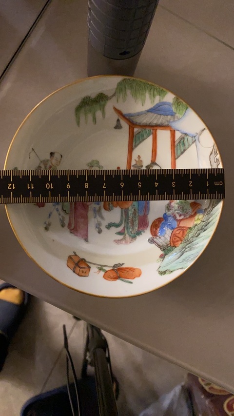 古玩陶瓷粉彩盤真品鑒賞圖