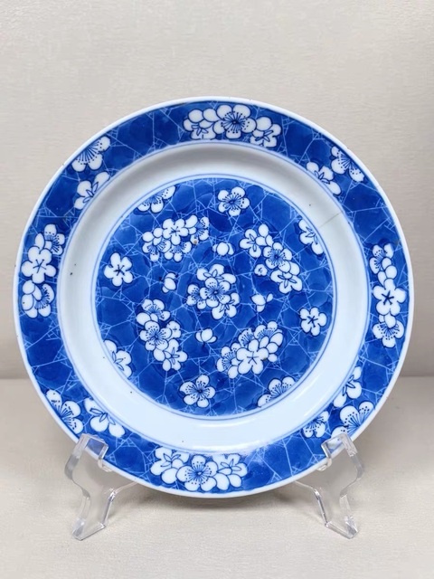 古玩陶瓷康熙青花冰梅盤真品鑒賞圖