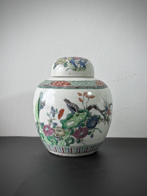 古玩陶瓷晚清·粉彩五彩洞石花鳥紋蓋罐拍賣，當前價格1500元