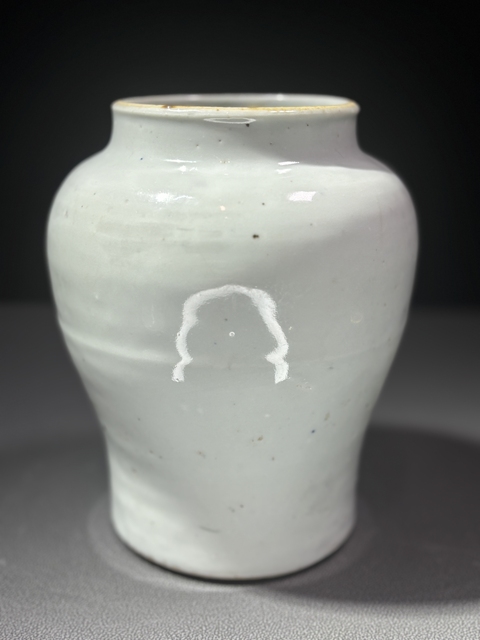 古玩陶瓷甜白釉罐拍賣(mài),當(dāng)前價(jià)格1600元