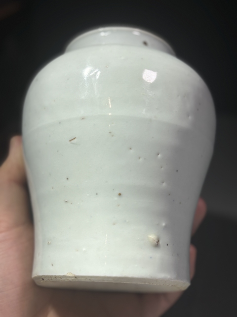 古玩陶瓷甜白釉罐拍賣(mài),當(dāng)前價(jià)格1600元