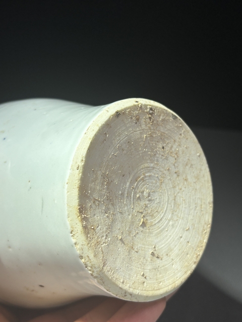 古玩陶瓷甜白釉罐拍賣(mài),當(dāng)前價(jià)格1600元