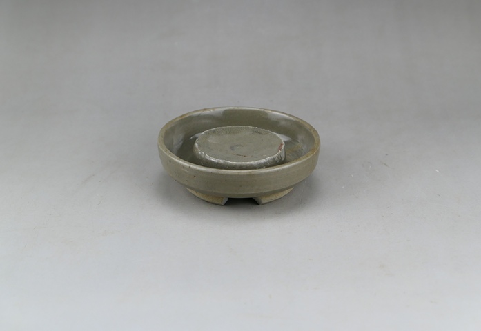 古玩陶瓷明代.龍泉窯青瓷圓柱洗(罕見文房器)拍賣,當前價格33元