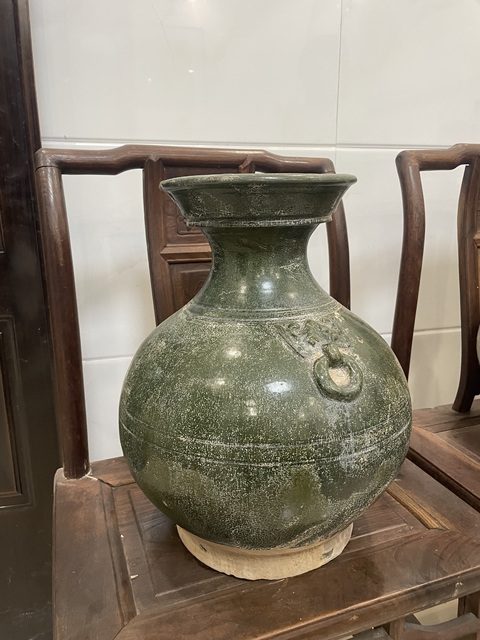 古玩陶瓷漢鋪首陶瓶真品鑒賞圖