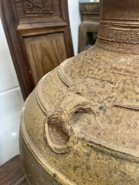 古玩陶瓷青釉雙系刻花水波紋撇口壺真品鑒賞圖