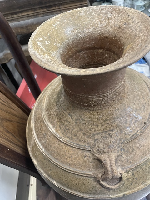 古玩陶瓷青釉雙系刻花水波紋撇口壺真品鑒賞圖