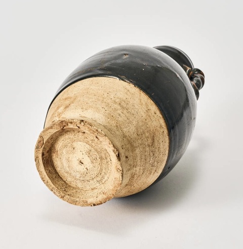 古玩陶瓷五代磁州窯系黑釉雙耳葫蘆瓶真品鑒賞圖