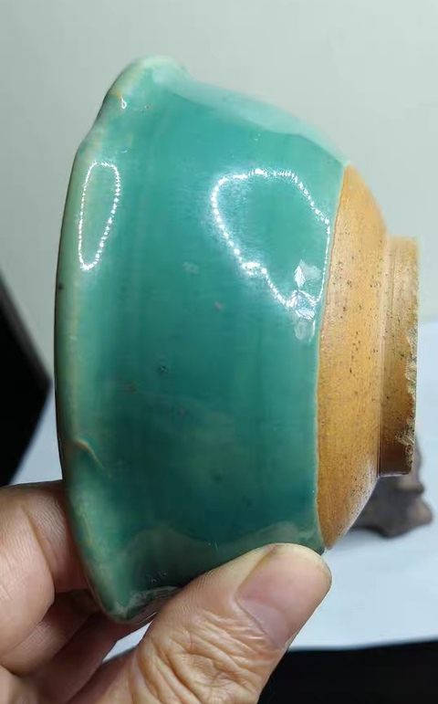 古玩陶瓷華寧窯花口碗真品鑒賞圖