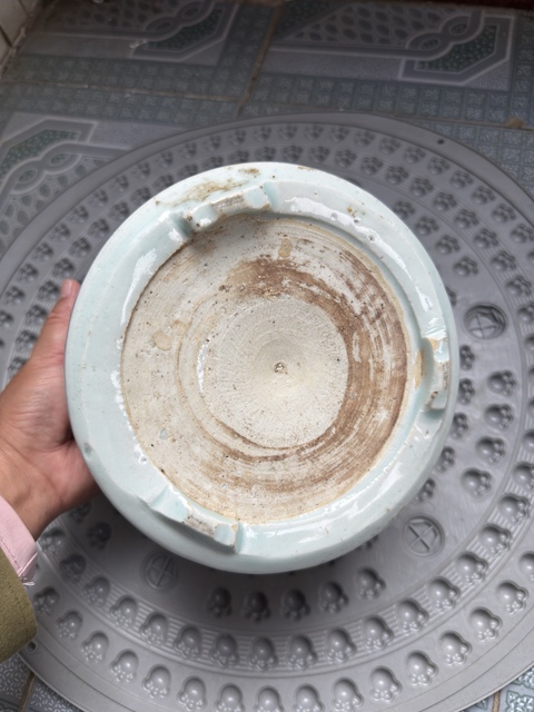 古玩陶瓷二龍戲珠三足筒式香爐真品鑒賞圖