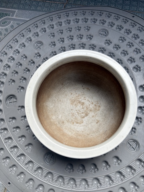 古玩陶瓷龍紋青花圈足缽式香爐真品鑒賞圖