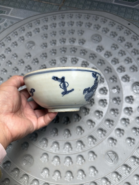 古玩陶瓷摩羯龍紋青花碗真品鑒賞圖