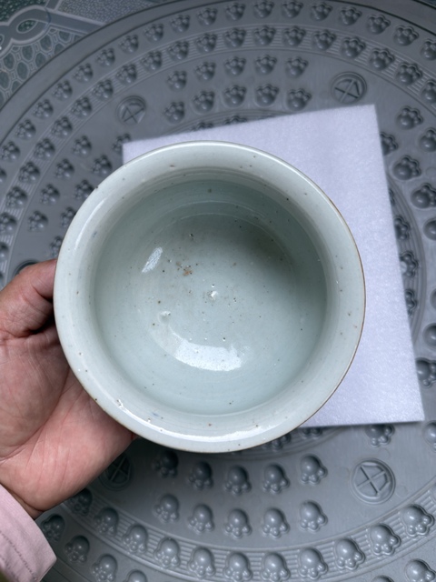 古玩陶瓷山水紋醬口圈足青花香爐真品鑒賞圖