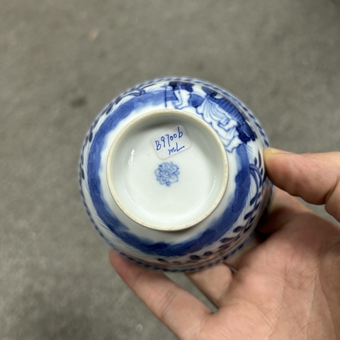 古玩陶瓷青花圣母像杯真品鑒賞圖