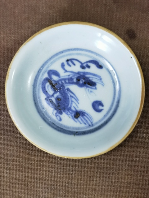 古玩陶瓷麒麟望月青花盤真品鑒賞圖