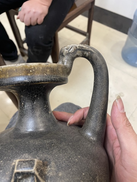 古玩陶瓷雞首壺真品鑒賞圖