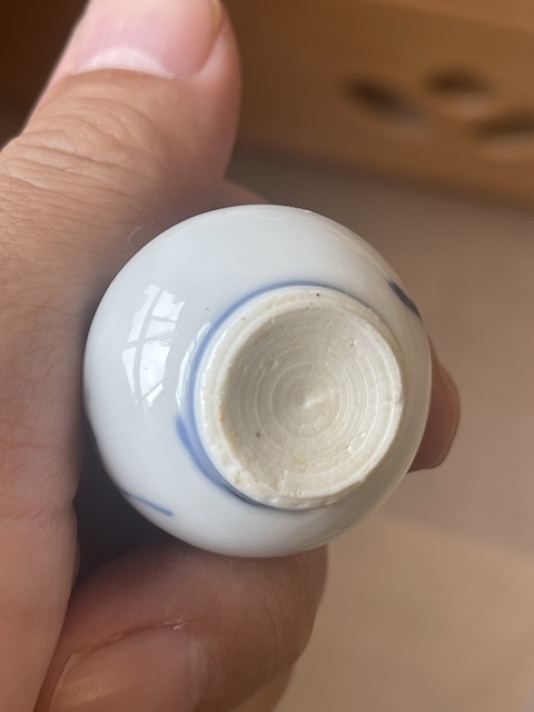 古玩陶瓷青花瓶真品鑒賞圖