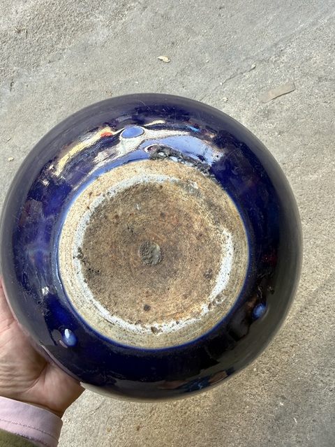 古玩陶瓷霽藍釉三乳足缽式香爐真品鑒賞圖