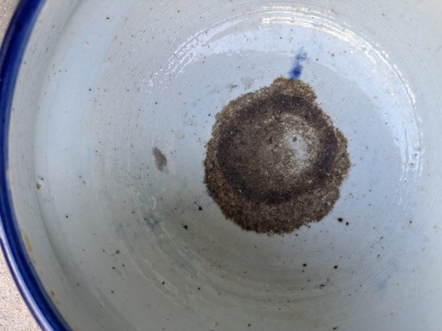 古玩陶瓷霽藍釉三乳足缽式香爐真品鑒賞圖