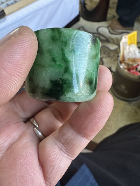 古玩玉器天然翡翠扳指拍賣，當前價格8888元