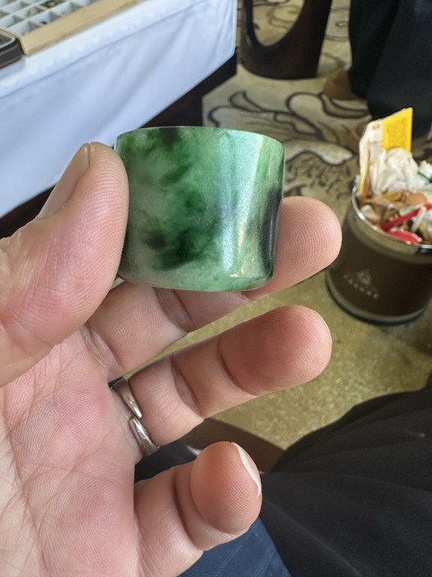 古玩玉器天然翡翠扳指拍賣，當前價格8888元