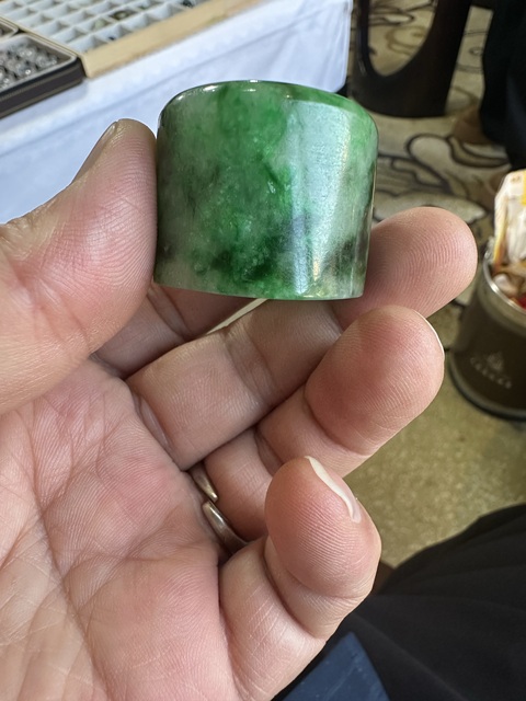 古玩玉器天然翡翠扳指拍賣，當前價格8888元