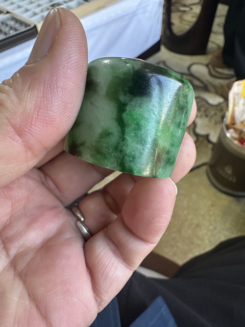 古玩玉器天然翡翠扳指拍賣，當前價格8888元