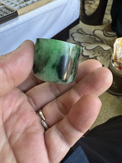 古玩玉器天然翡翠扳指拍賣，當前價格8888元