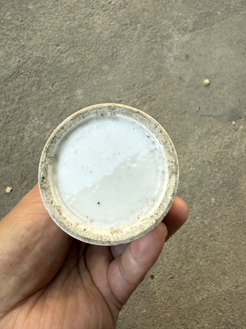 古玩陶瓷加官進(jìn)爵粉彩筆筒真品鑒賞圖