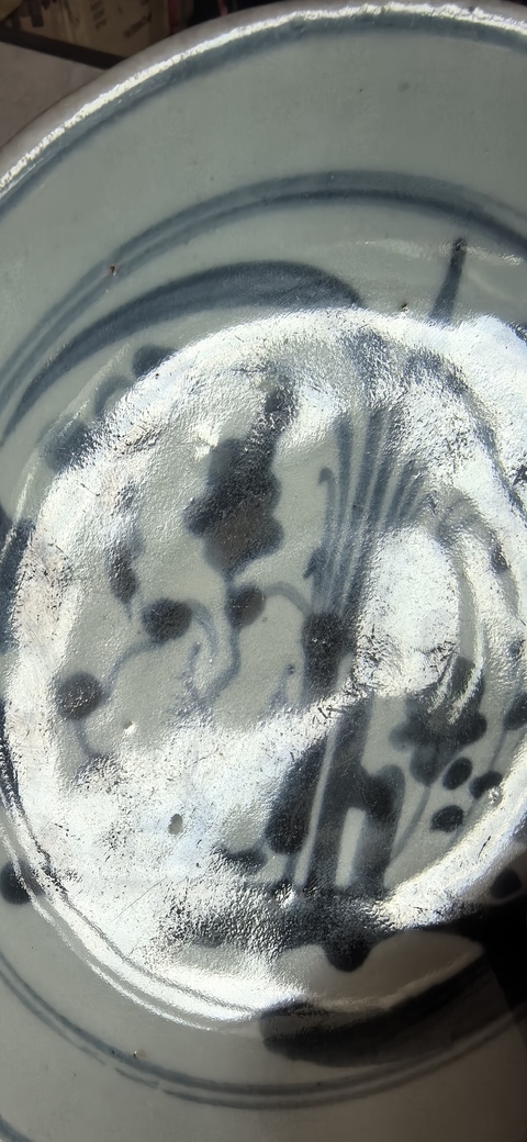 古玩陶瓷青花花卉紋盤真品鑒賞圖