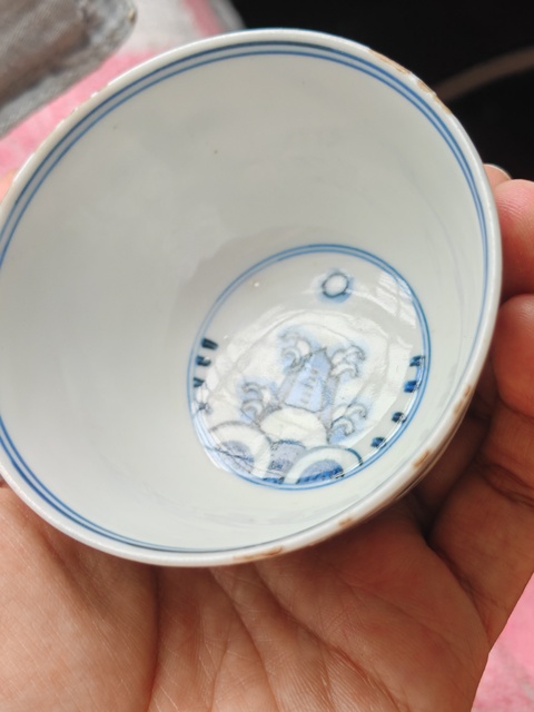古玩陶瓷民國青花杯真品鑒賞圖