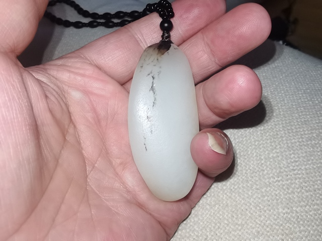 古玩玉器天然和田玉真品鑒賞圖