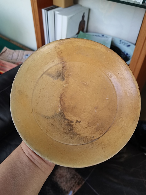 古玩陶瓷邛崍窯黃釉碗拍賣,當(dāng)前價(jià)格120元