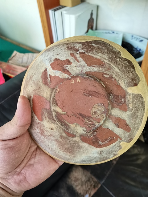 古玩陶瓷邛崍窯黃釉碗拍賣,當(dāng)前價(jià)格120元