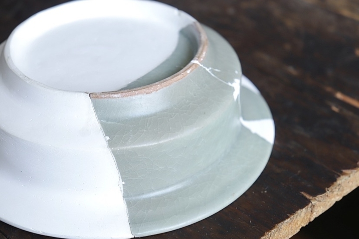 古玩陶瓷罕見館藏級南宋官窯天青色板沿洗拍賣，當前價格98000元