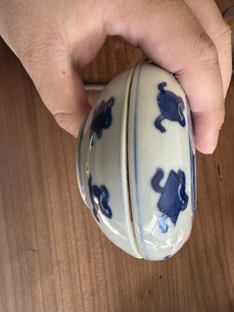 古玩陶瓷粉盒真品鑒賞圖