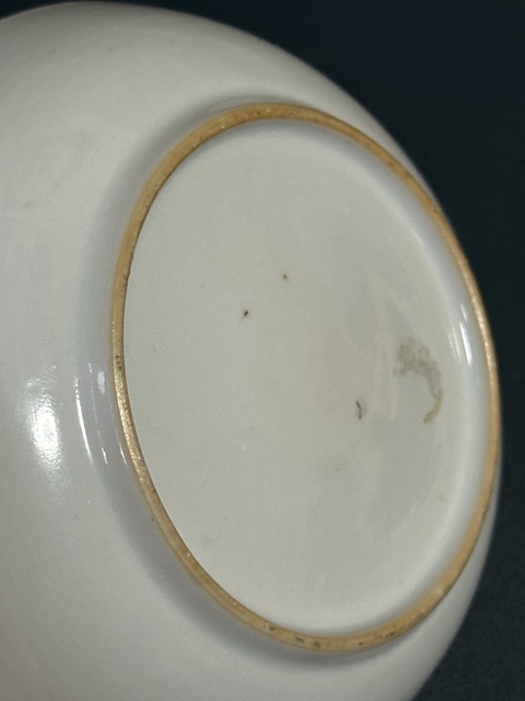 古玩陶瓷人物紋廣彩盤真品鑒賞圖